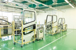 自動車部品の開発・実験業務