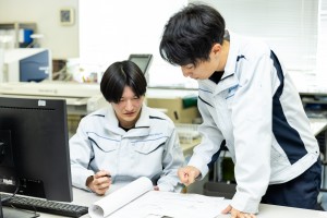 自動車部品の開発・設計業務